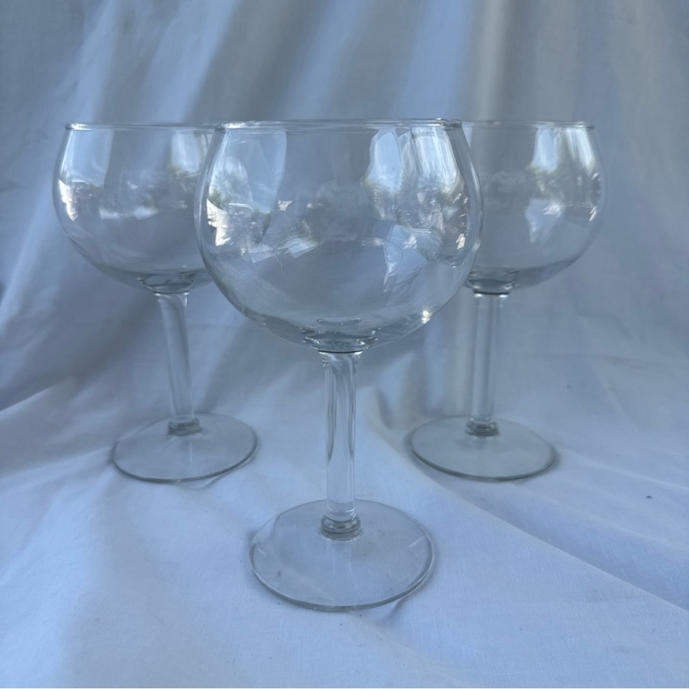 Set of 3 Balloon Red Wine Glasses Clear Glass Vintage 7”